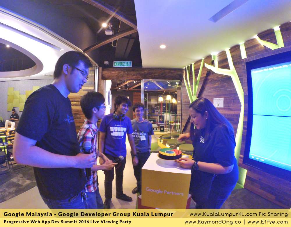 google-malaysia-google-developer-group-kuala-lumpur-progressive-web-app-dev-summit-2016-future-internet-technology-trend-effye-media-online-advertising-raymond-ong-effye-ang-b35