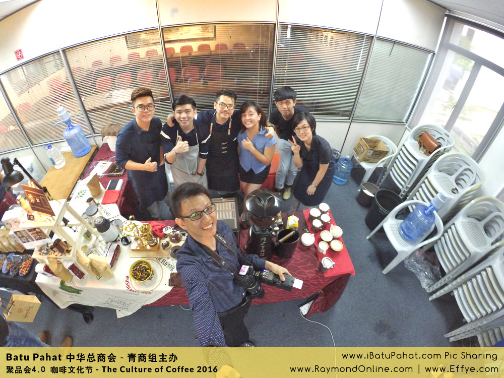 Raymond Ong Effye Ang RaymondOnline Raymond Online EffyeAng Effye Ang 王家豪 洪思莹 中华总商会 青商组 咖啡文化节 culture of coffee at Malaysia - Effye Media Online Advertising Web Dev B04