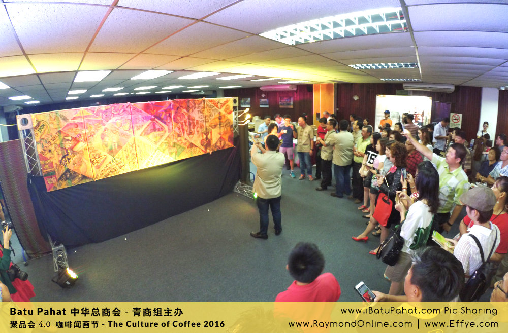 Raymond Ong Effye Ang RaymondOnline Raymond Online EffyeAng Effye Ang 王家豪 洪思莹 中华总商会 青商组 咖啡文化节 culture of coffee at Malaysia - Effye Media Online Advertising Web Dev C04