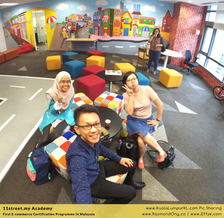 first-e-commerce-certification-programme-11street-academy-endorsed-by-malaysia-digital-economy-corporation-mdec-and-google-adwords-and-facebook-raymond-ong-effye-media-ainnur-assyeilla-a02
