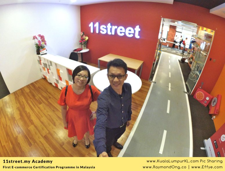 first-e-commerce-certification-programme-11street-academy-endorsed-by-malaysia-digital-economy-corporation-mdec-and-google-adwords-and-facebook-raymond-ong-effye-media-ainnur-assyeilla-a03