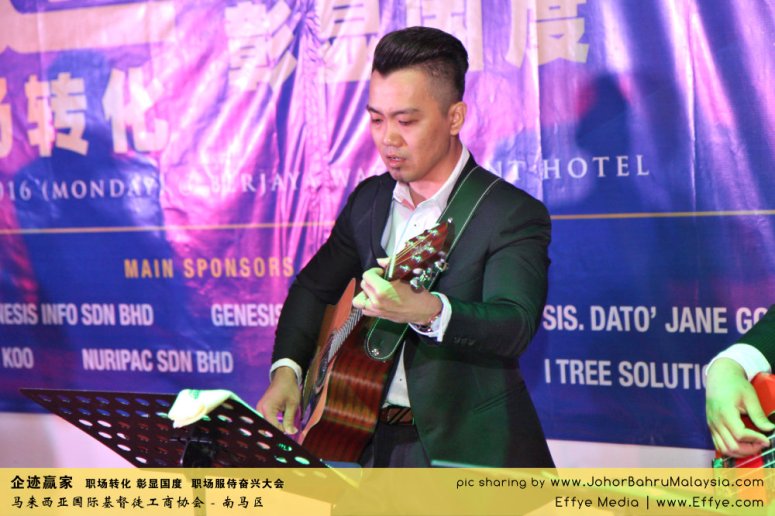 企迹赢家 职场转化 彰显国度 职场服侍奋兴大会 CBMC Malaysia Christian Business and Marketplace Cennection 马来西亚国际基督徒工商协会 唱诗歌 Group Photo at Johor Bahru Malaysia A26
