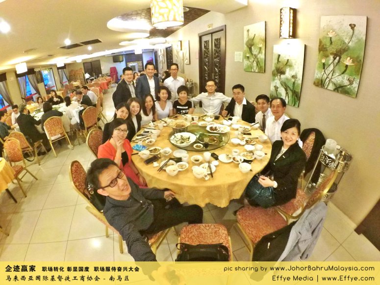 企迹赢家 职场转化 彰显国度 职场服侍奋兴大会 CBMC Malaysia Christian Business and Marketplace Cennection 马来西亚国际基督徒工商协会 大合照 Raymond Ong at Johor Bahru Malaysia A04