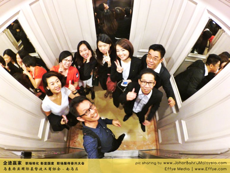 企迹赢家 职场转化 彰显国度 职场服侍奋兴大会 CBMC Malaysia Christian Business and Marketplace Cennection 马来西亚国际基督徒工商协会 大合照 Raymond Ong at Johor Bahru Malaysia A12