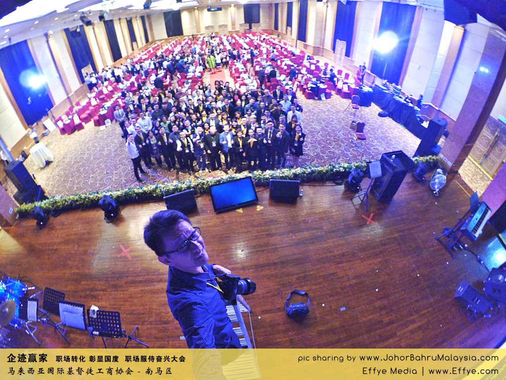 企迹赢家 职场转化 彰显国度 职场服侍奋兴大会 CBMC Malaysia Christian Business and Marketplace Cennection 马来西亚国际基督徒工商协会 大合照 Raymond Ong at Johor Bahru Malaysia A18