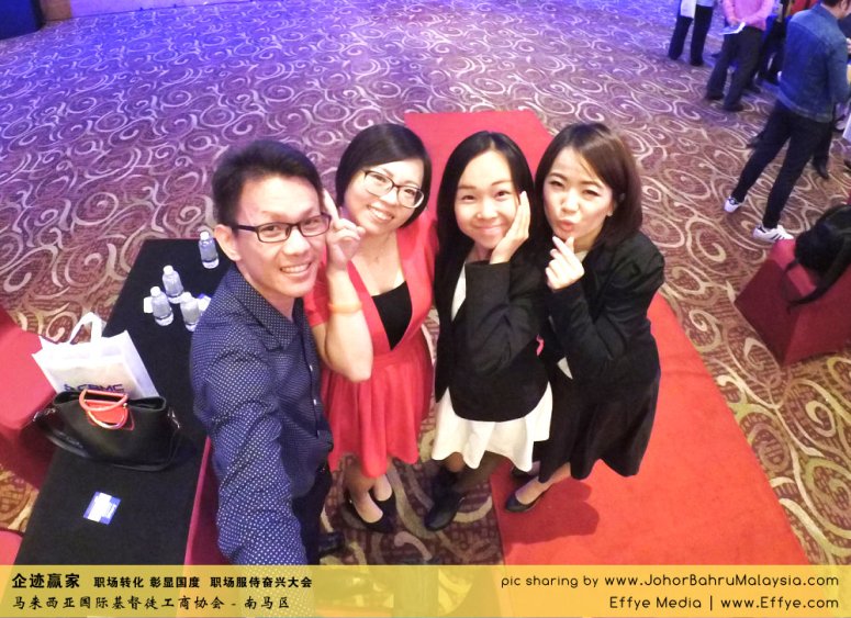 企迹赢家 职场转化 彰显国度 职场服侍奋兴大会 CBMC Malaysia Christian Business and Marketplace Cennection 马来西亚国际基督徒工商协会 大合照 Raymond Ong at Johor Bahru Malaysia A20