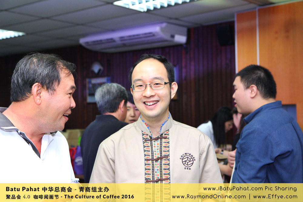Raymond Ong Effye Ang RaymondOnline Raymond Online EffyeAng Effye Ang 王家豪 洪思莹 中华总商会 青商组 咖啡文化节 culture of coffee at Malaysia - Effye Media Online Advertising Web Dev D13