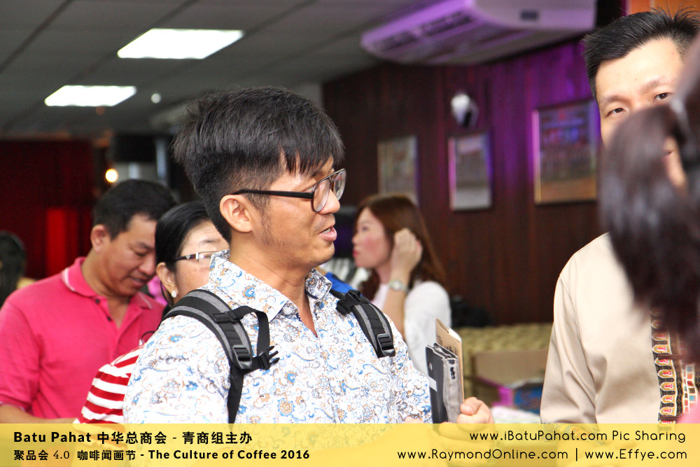 Raymond Ong Effye Ang RaymondOnline Raymond Online EffyeAng Effye Ang 王家豪 洪思莹 中华总商会 青商组 咖啡文化节 culture of coffee at Malaysia - Effye Media Online Advertising Web Dev D21