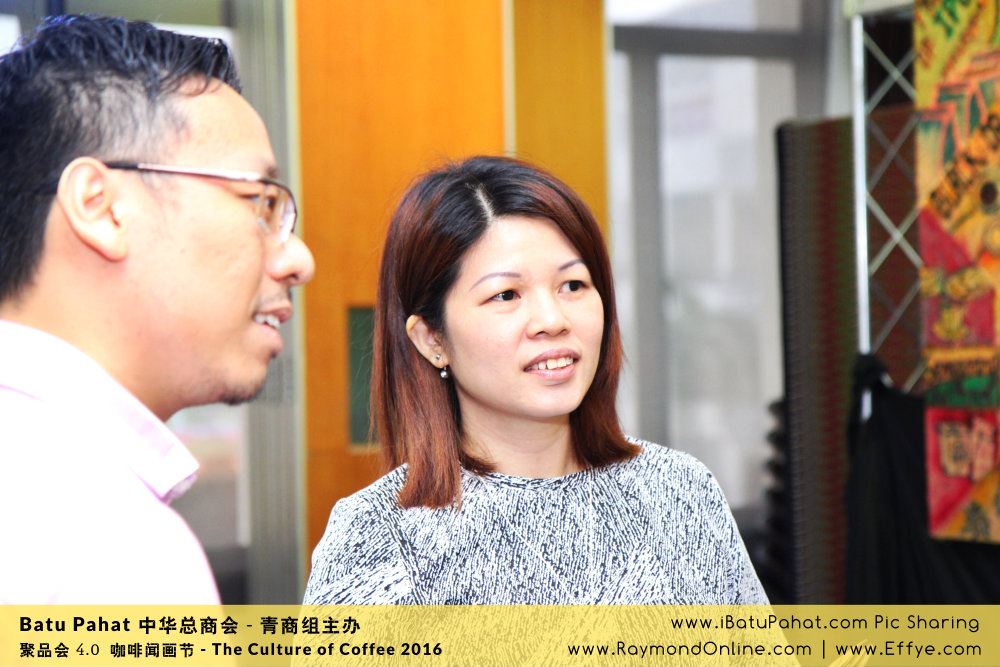 Raymond Ong Effye Ang RaymondOnline Raymond Online EffyeAng Effye Ang 王家豪 洪思莹 中华总商会 青商组 咖啡文化节 culture of coffee at Malaysia - Effye Media Online Advertising Web Dev D22