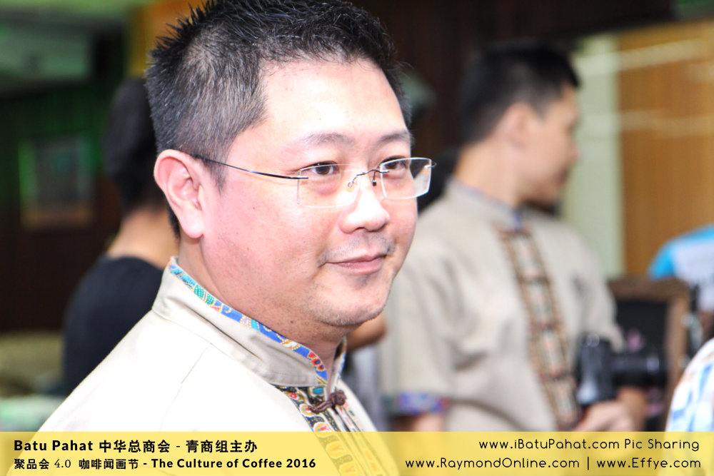 Raymond Ong Effye Ang RaymondOnline Raymond Online EffyeAng Effye Ang 王家豪 洪思莹 中华总商会 青商组 咖啡文化节 culture of coffee at Malaysia - Effye Media Online Advertising Web Dev D29