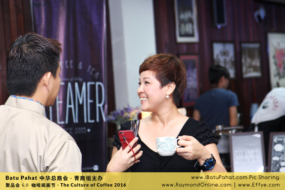 Raymond Ong Effye Ang RaymondOnline Raymond Online EffyeAng Effye Ang 王家豪 洪思莹 中华总商会 青商组 咖啡文化节 culture of coffee at Malaysia - Effye Media Online Advertising Web Dev D39