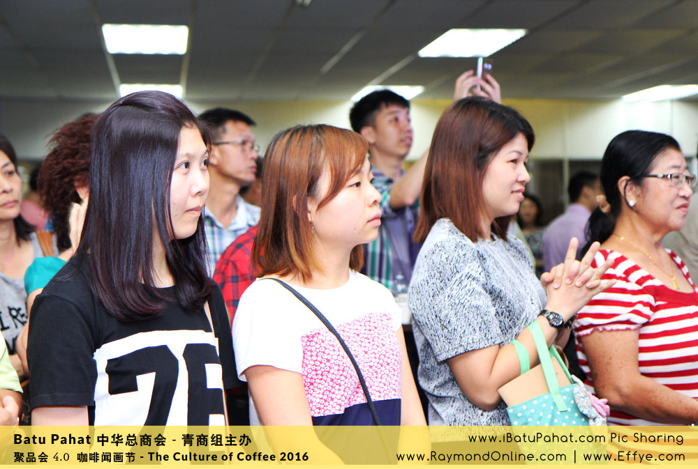 Raymond Ong Effye Ang RaymondOnline Raymond Online EffyeAng Effye Ang 王家豪 洪思莹 中华总商会 青商组 咖啡文化节 culture of coffee at Malaysia - Effye Media Online Advertising Web Dev D71