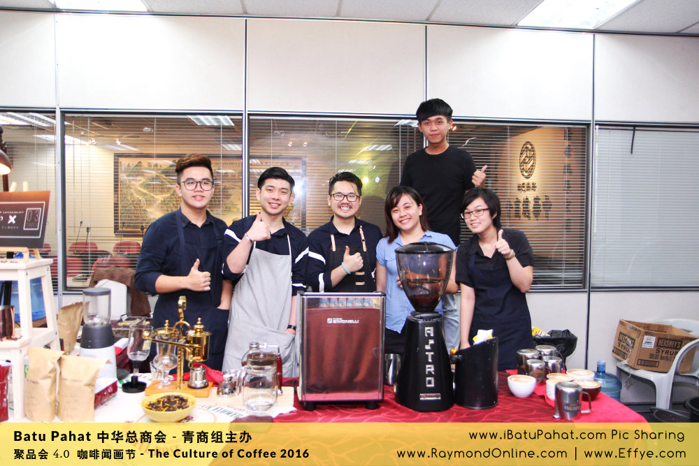 Raymond Ong Effye Ang RaymondOnline Raymond Online EffyeAng Effye Ang 王家豪 洪思莹 中华总商会 青商组 咖啡文化节 culture of coffee at Malaysia - Effye Media Online Advertising Web Dev D78