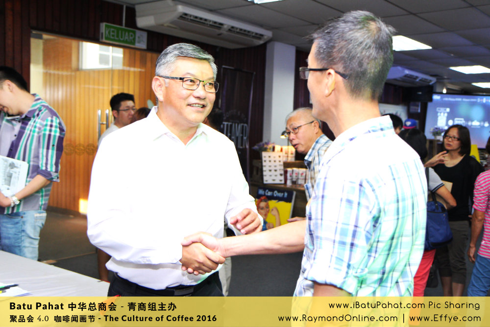 Raymond Ong Effye Ang RaymondOnline Raymond Online EffyeAng Effye Ang 王家豪 洪思莹 中华总商会 青商组 咖啡文化节 culture of coffee at Malaysia - Effye Media Online Advertising Web Dev D86