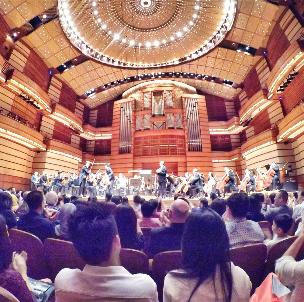 malaysia-kuala-lumpur-concert-beethoven-malaysian-philharmonic-orchestra-and-conductor-gabor-takacs-nagy-and-violin-ray-chen-beethoven-violin-cencerto-in-d-major-op61-a11-great-music