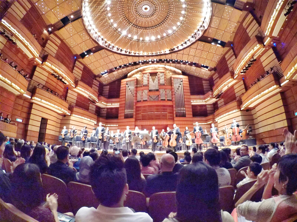 malaysia-kuala-lumpur-concert-beethoven-malaysian-philharmonic-orchestra-and-conductor-gabor-takacs-nagy-and-violin-ray-chen-beethoven-violin-cencerto-in-d-major-op61-a14-great-music