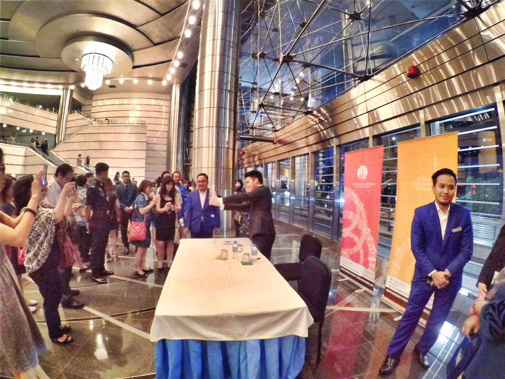 malaysia-kuala-lumpur-concert-beethoven-malaysian-philharmonic-orchestra-and-conductor-gabor-takacs-nagy-and-violin-ray-chen-beethoven-violin-cencerto-in-d-major-op61-a31-great-music