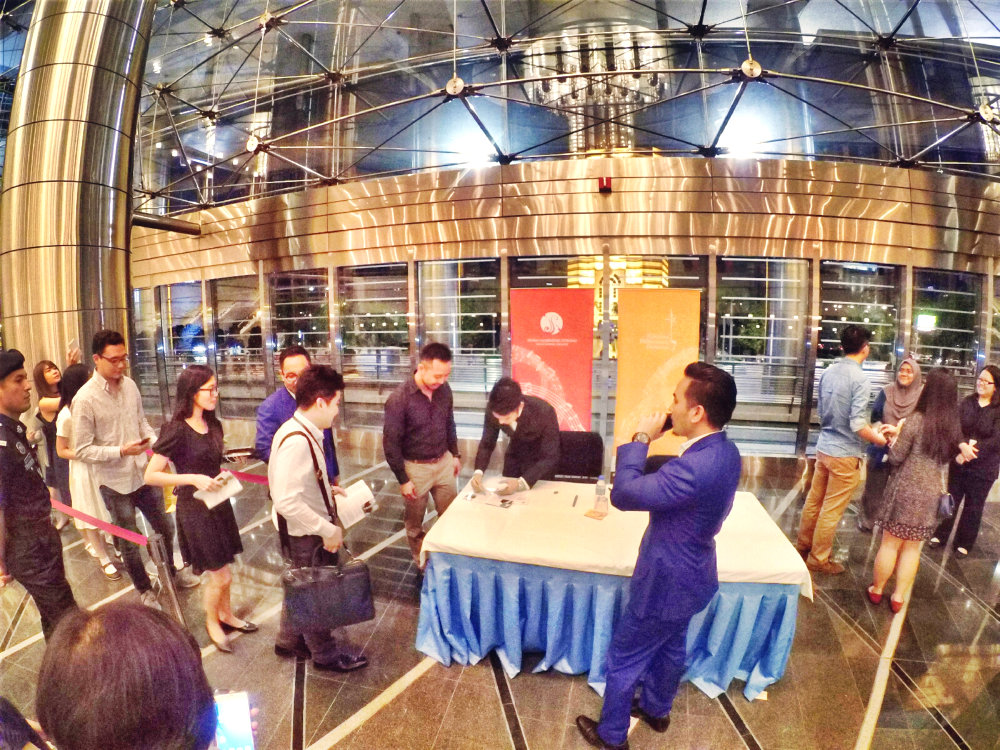 malaysia-kuala-lumpur-concert-beethoven-malaysian-philharmonic-orchestra-and-conductor-gabor-takacs-nagy-and-violin-ray-chen-beethoven-violin-cencerto-in-d-major-op61-a37-great-music