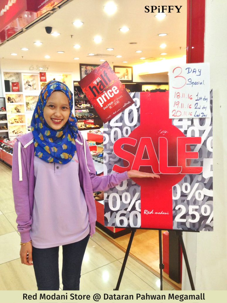 spiffy-shoes-year-end-sales-special-promotion-at-dataran-pahwan-megamall-melaka-malaysia-nov-2016-men-children-shoes-high-heels-wedges-%e9%a9%ac%e5%85%ad%e7%94%b2spiffy%e9%9e%8b%e5%ad%90%e5%b9%b4