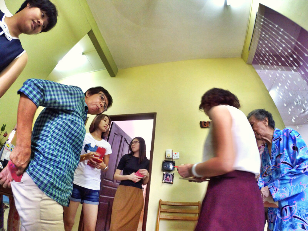 %e6%96%b0%e5%b9%b4%e5%bf%ab%e4%b9%90-family-chinese-new-year-family-reunion-gathering-%e5%ae%b6%e5%ba%ad%e5%86%9c%e5%8e%86%e5%b9%b4%e5%88%9d%e4%ba%8c%e5%9b%a2%e5%9c%86%e9%a5%ad-mosesdave-kang-lay-chen