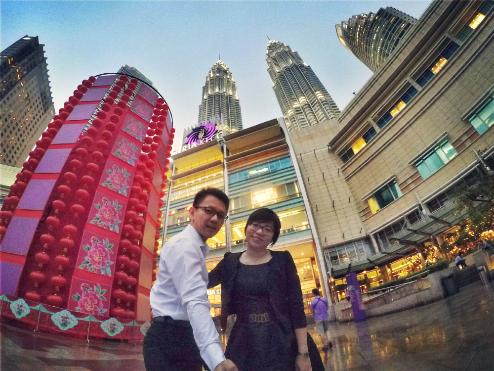 klcc-menara-kembar-kuala-lumpur-malaysia-raymond-ong-and-effye-ang-effye-media-online-advertising-website-development-education-online-media-creation-photography-%e9%a9%ac%e6%9d%a5%e8%a5%bf%e4%ba%9a