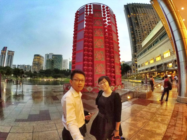 klcc-menara-kembar-kuala-lumpur-malaysia-raymond-ong-and-effye-ang-effye-media-online-advertising-website-development-education-online-media-creation-photography-%e9%a9%ac%e6%9d%a5%e8%a5%bf%e4%ba%9a