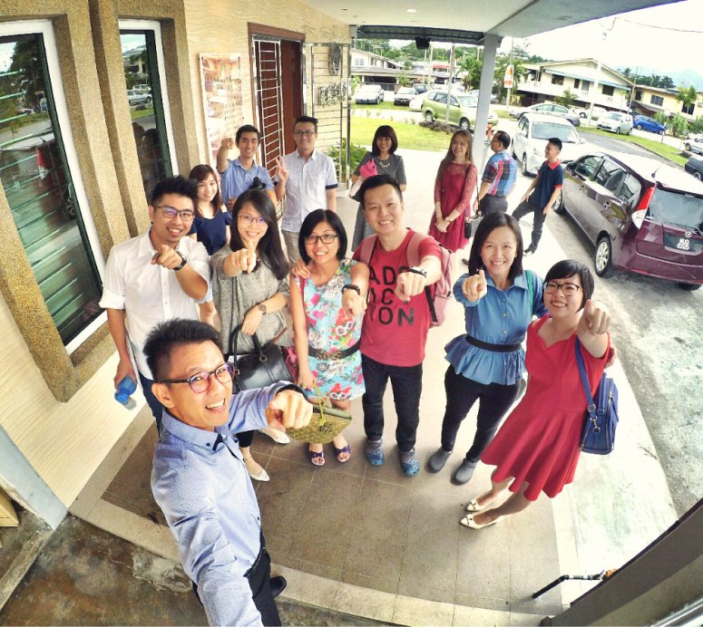 raymond-ong-effye-ang-chinese-new-year-2017-meet-friends-once-a-year-alvyn-lim-gereja-joy-soga-joy-church-worship-%e8%8b%8f%e9%9b%85%e5%96%9c%e4%b9%90%e5%a0%82%e6%96%b0%e6%98%a5%e5%b4%87%e6%8b%9c