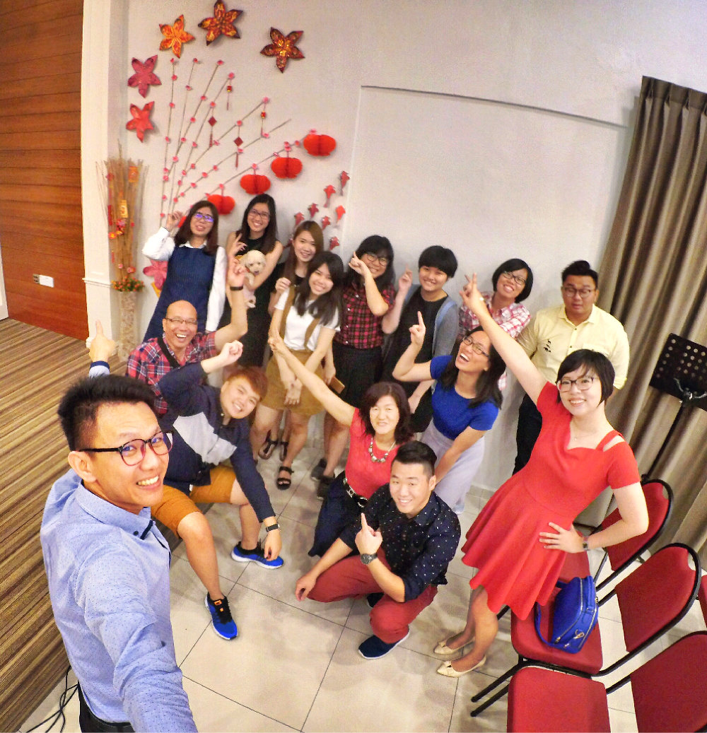 raymond-ong-effye-ang-chinese-new-year-2017-meet-friends-once-a-year-joyce-tan-low-wuan-qi-loh-siew-tin-gereja-joy-soga-joy-church-worship-%e8%8b%8f%e9%9b%85%e5%96%9c%e4%b9%90%e5%a0%82%e6%96%b0