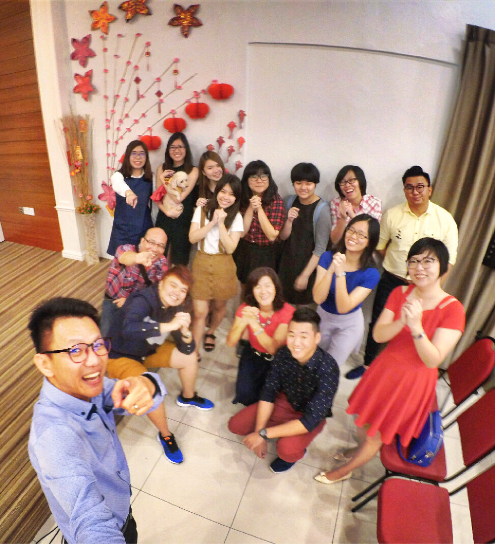 raymond-ong-effye-ang-chinese-new-year-2017-meet-friends-once-a-year-joyce-tan-low-wuan-qi-loh-siew-tin-gereja-joy-soga-joy-church-worship-%e8%8b%8f%e9%9b%85%e5%96%9c%e4%b9%90%e5%a0%82%e6%96%b0