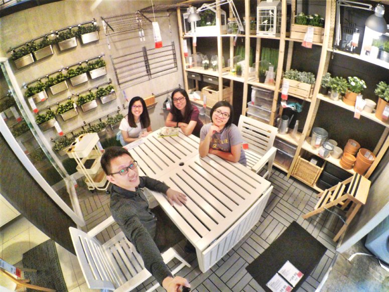 raymond-ong-effye-ang-kong-waishim-priscilla-ong-shopping-at-ikea-cheras-kuala-lumpur-selangor-malaysia-effye-media-web-development-online-advertising-a06