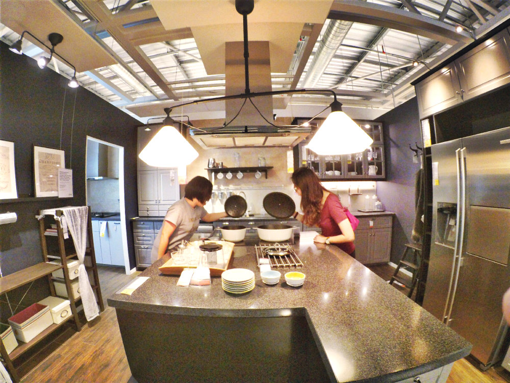 raymond-ong-effye-ang-kong-waishim-priscilla-ong-shopping-at-ikea-cheras-kuala-lumpur-selangor-malaysia-effye-media-web-development-online-advertising-a17