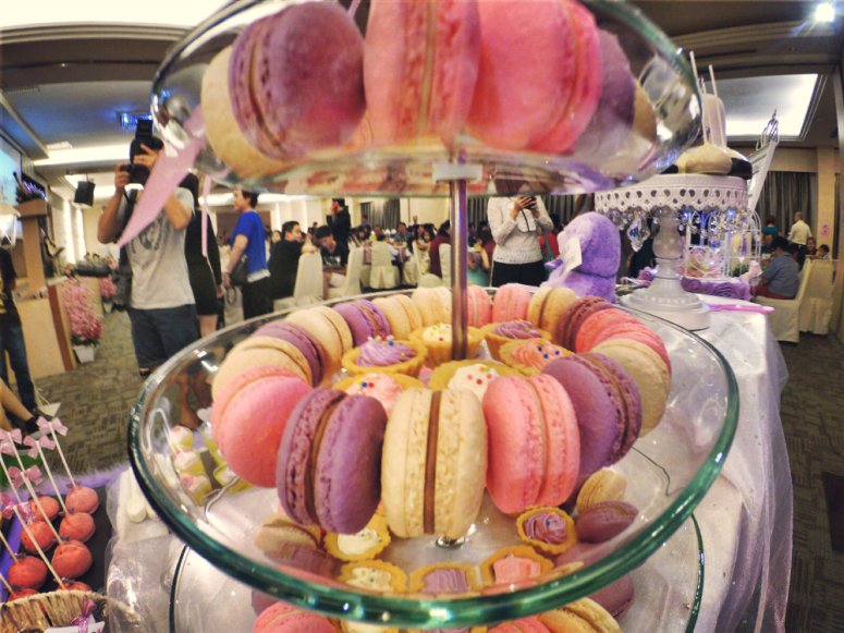 batu-pahat-church-wedding-tory-tan-and-elaine-teo-joyful-happiness-wedding-day-at-saving-grace-church-raymond-ong-effye-ang-effye-media-online-advertising-website-development-business-education-b45