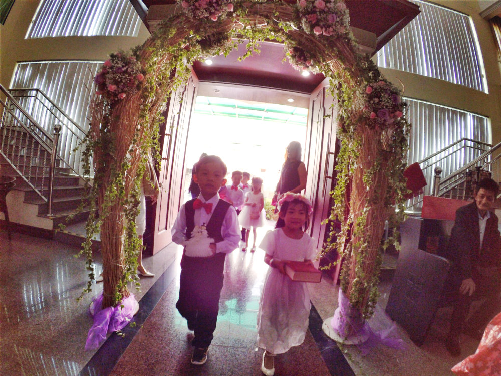 batu-pahat-church-wedding-tory-tan-and-elaine-teo-joyful-happiness-wedding-day-at-saving-grace-church-raymond-ong-effye-ang-effye-media-online-advertising-website-development-business-education-a12