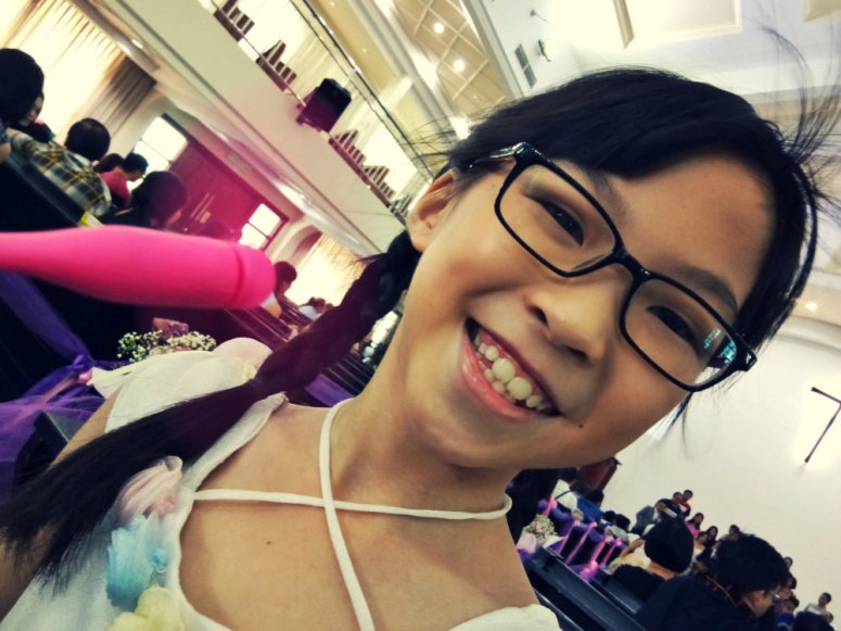 batu-pahat-church-wedding-tory-tan-and-elaine-teo-joyful-happiness-wedding-day-at-saving-grace-church-raymond-ong-effye-ang-effye-media-online-advertising-website-development-business-education-b53