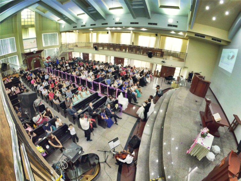 batu-pahat-church-wedding-tory-tan-and-elaine-teo-joyful-happiness-wedding-day-at-saving-grace-church-raymond-ong-effye-ang-effye-media-online-advertising-website-development-business-education-a23