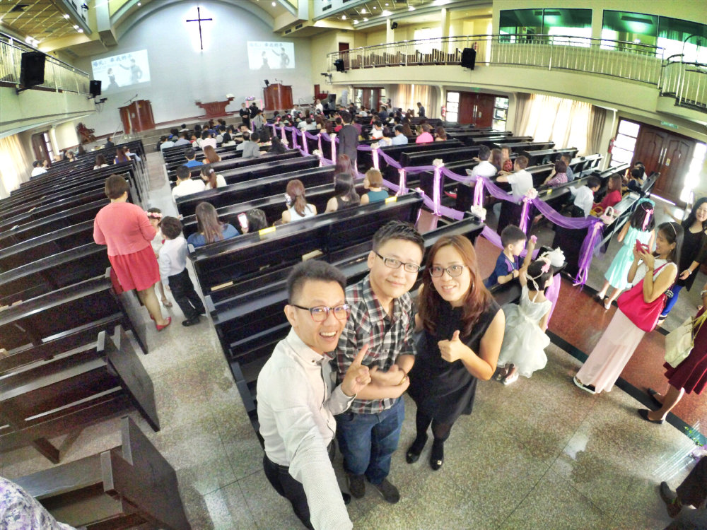 batu-pahat-church-wedding-tory-tan-and-elaine-teo-joyful-happiness-wedding-day-at-saving-grace-church-raymond-ong-effye-ang-effye-media-online-advertising-website-development-business-education-a39