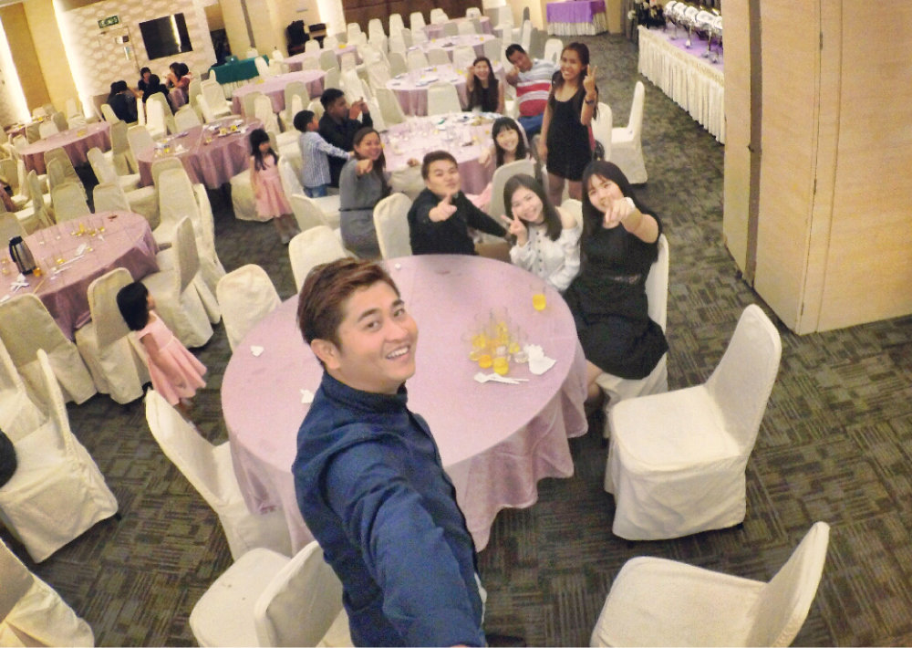 batu-pahat-church-wedding-tory-tan-and-elaine-teo-joyful-happiness-wedding-day-at-saving-grace-church-raymond-ong-effye-ang-effye-media-online-advertising-website-development-business-education-a57