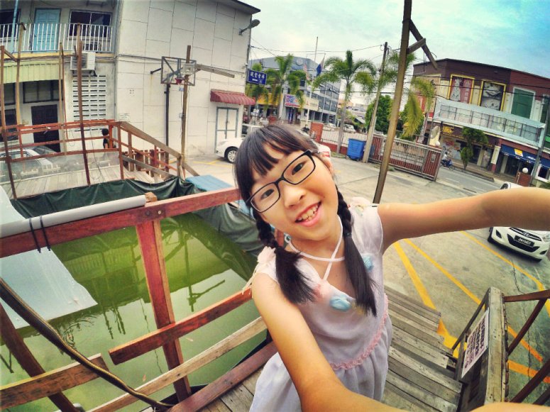 batu-pahat-church-wedding-tory-tan-and-elaine-teo-joyful-happiness-wedding-day-at-saving-grace-church-raymond-ong-effye-ang-effye-media-online-advertising-website-development-business-education-b06