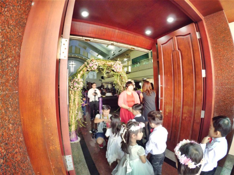 batu-pahat-church-wedding-tory-tan-and-elaine-teo-joyful-happiness-wedding-day-at-saving-grace-church-raymond-ong-effye-ang-effye-media-online-advertising-website-development-business-education-a08