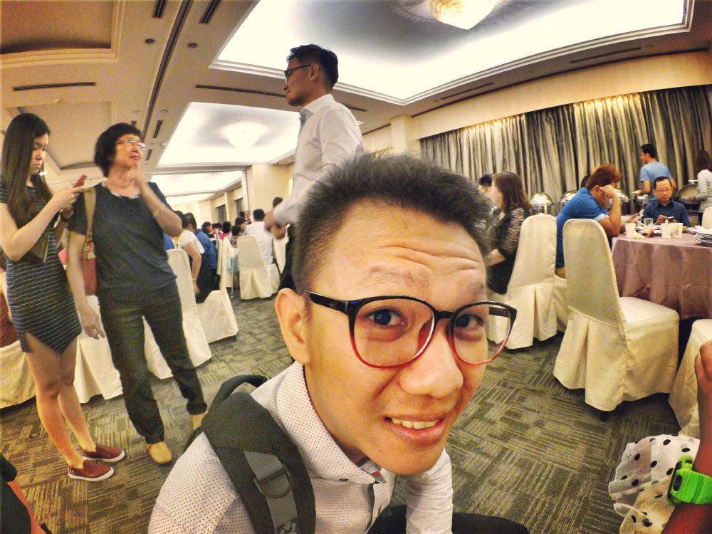 batu-pahat-church-wedding-tory-tan-and-elaine-teo-joyful-happiness-wedding-day-at-saving-grace-church-raymond-ong-effye-ang-effye-media-online-advertising-website-development-business-education-b14