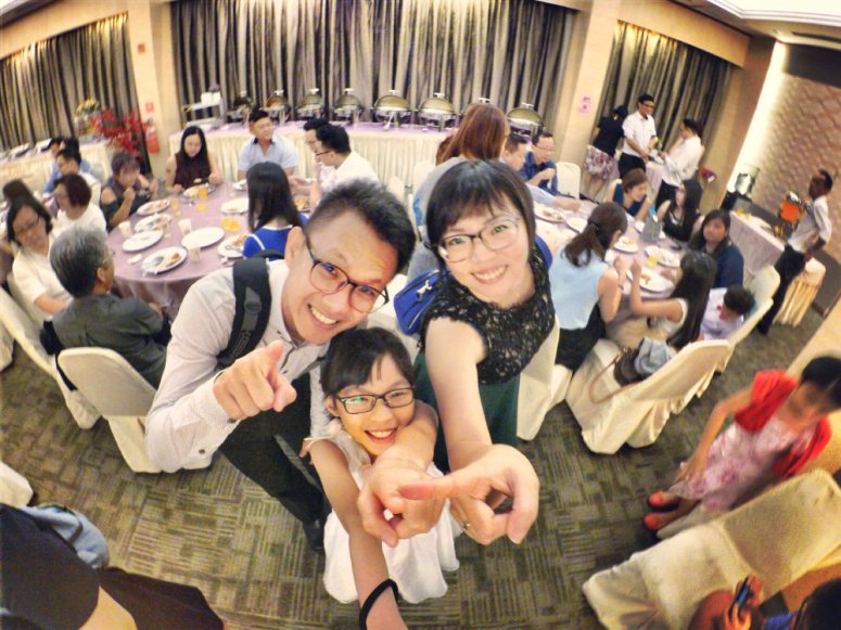 batu-pahat-church-wedding-tory-tan-and-elaine-teo-joyful-happiness-wedding-day-at-saving-grace-church-raymond-ong-effye-ang-effye-media-online-advertising-website-development-business-education-b15