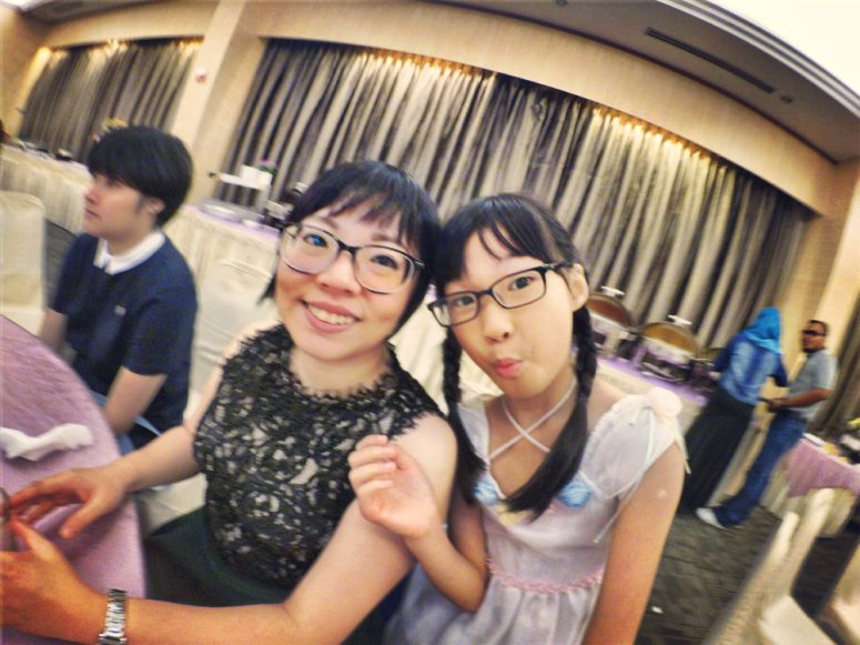 batu-pahat-church-wedding-tory-tan-and-elaine-teo-joyful-happiness-wedding-day-at-saving-grace-church-raymond-ong-effye-ang-effye-media-online-advertising-website-development-business-education-b30