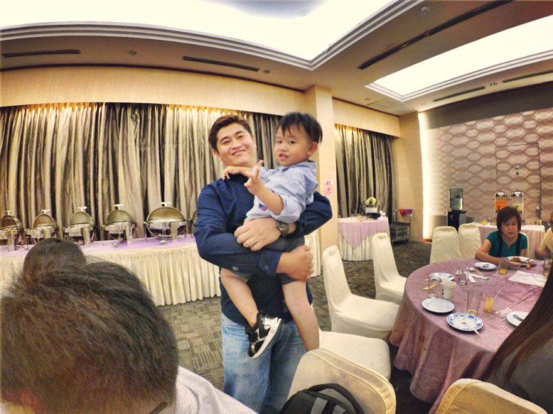 batu-pahat-church-wedding-tory-tan-and-elaine-teo-joyful-happiness-wedding-day-at-saving-grace-church-raymond-ong-effye-ang-effye-media-online-advertising-website-development-business-education-b34