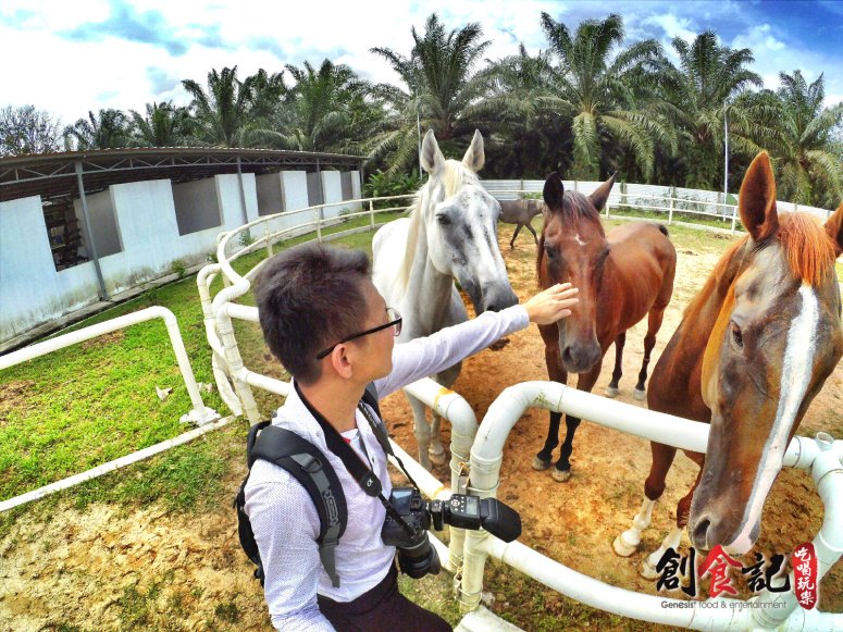 Sinar Eco Resort Pekan Nanas Johor Malaysia Family Gathering Camp Travel Adventure Tourist Attraction Farm Retreat Trip Raymond Ong Effye Ang Alfred Law Pinky Ning Estella Onn A34