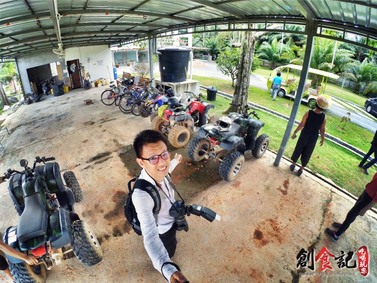 Sinar Eco Resort Pekan Nanas Johor Malaysia Family Gathering Camp Travel Adventure Tourist Attraction Farm Retreat Trip Raymond Ong Effye Ang Alfred Law Pinky Ning Estella Onn A52