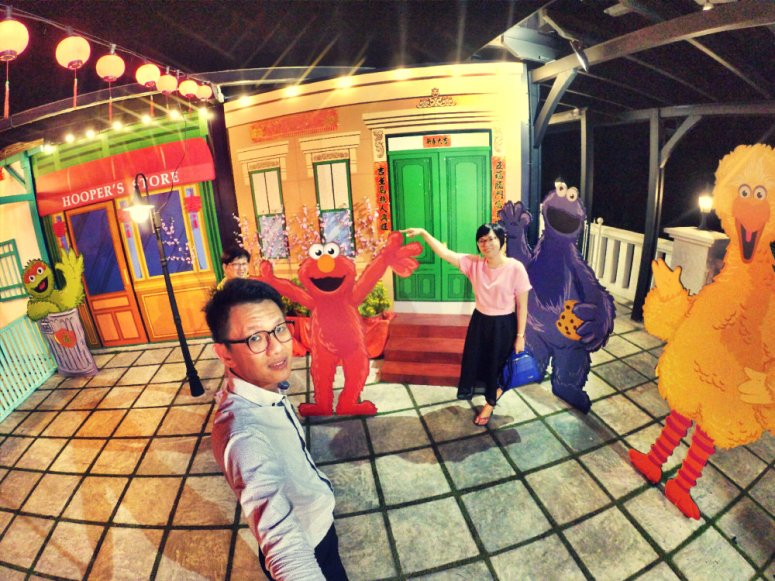 with Mum at Old Street Commercial Centre Batu Pahat Johor Malaysia Raymond Ong Effye Ang Effye Media Online Advertising Website Development A03