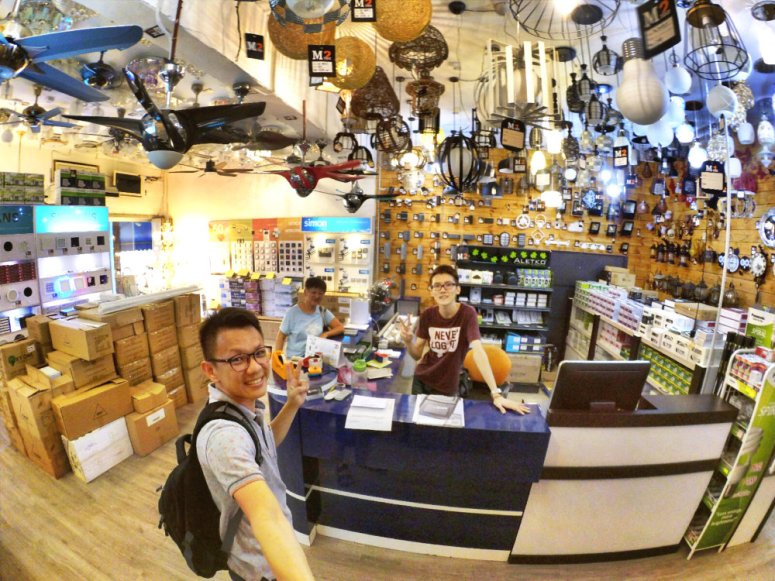 Batu Pahat Lighting M1 BP Lighting M One BP Lighting Effye Media Effye Online Advertising Darren Ong Raymond Ong Purchase Light and Fans A04 灯艺 灯饰