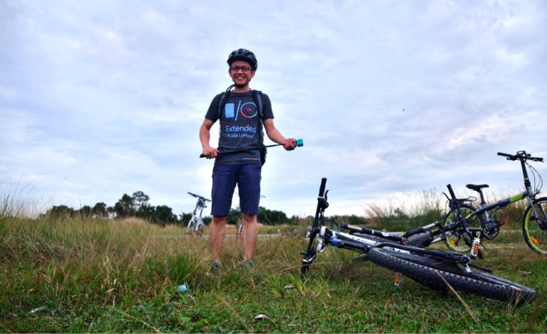 Malaysia Johor Batu Pahat Travel Tourist Attractions Koris Senggarang Batu Pahat Seaside Scenic Sports Raymond Ong Effye Media Online Advertising Website Development A04