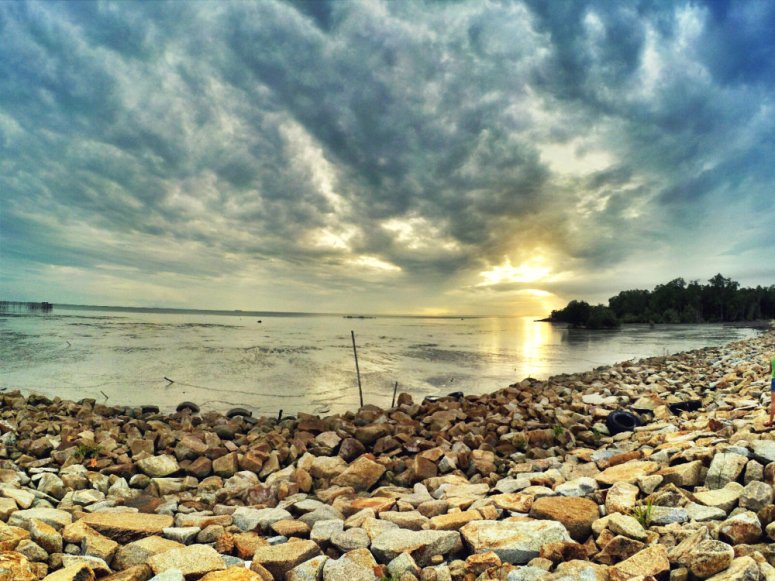 Malaysia Johor Batu Pahat Travel Tourist Attractions Koris Senggarang Batu Pahat Seaside Scenic Sports Raymond Ong Effye Media Online Advertising Website Development A11