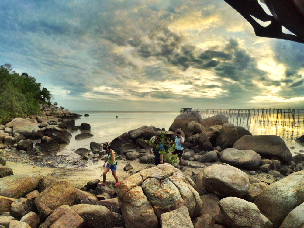 Malaysia Johor Batu Pahat Travel Tourist Attractions Koris Senggarang Batu Pahat Seaside Scenic Sports Raymond Ong Effye Media Online Advertising Website Development A21